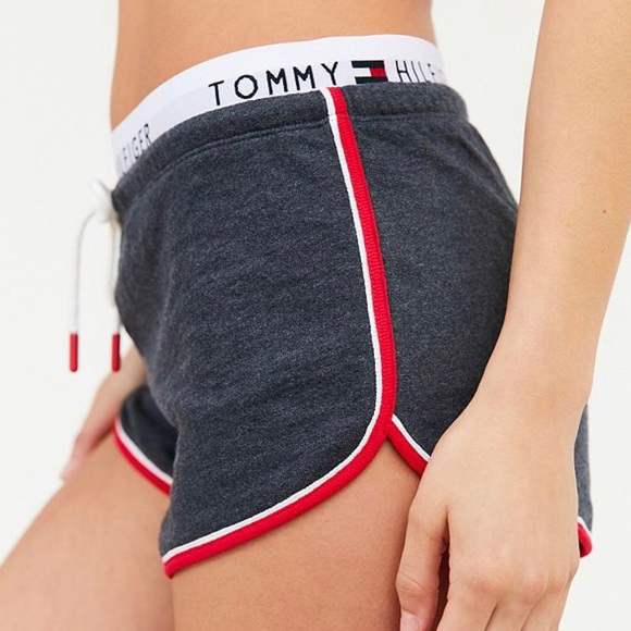 tommy hilfiger retro shorts